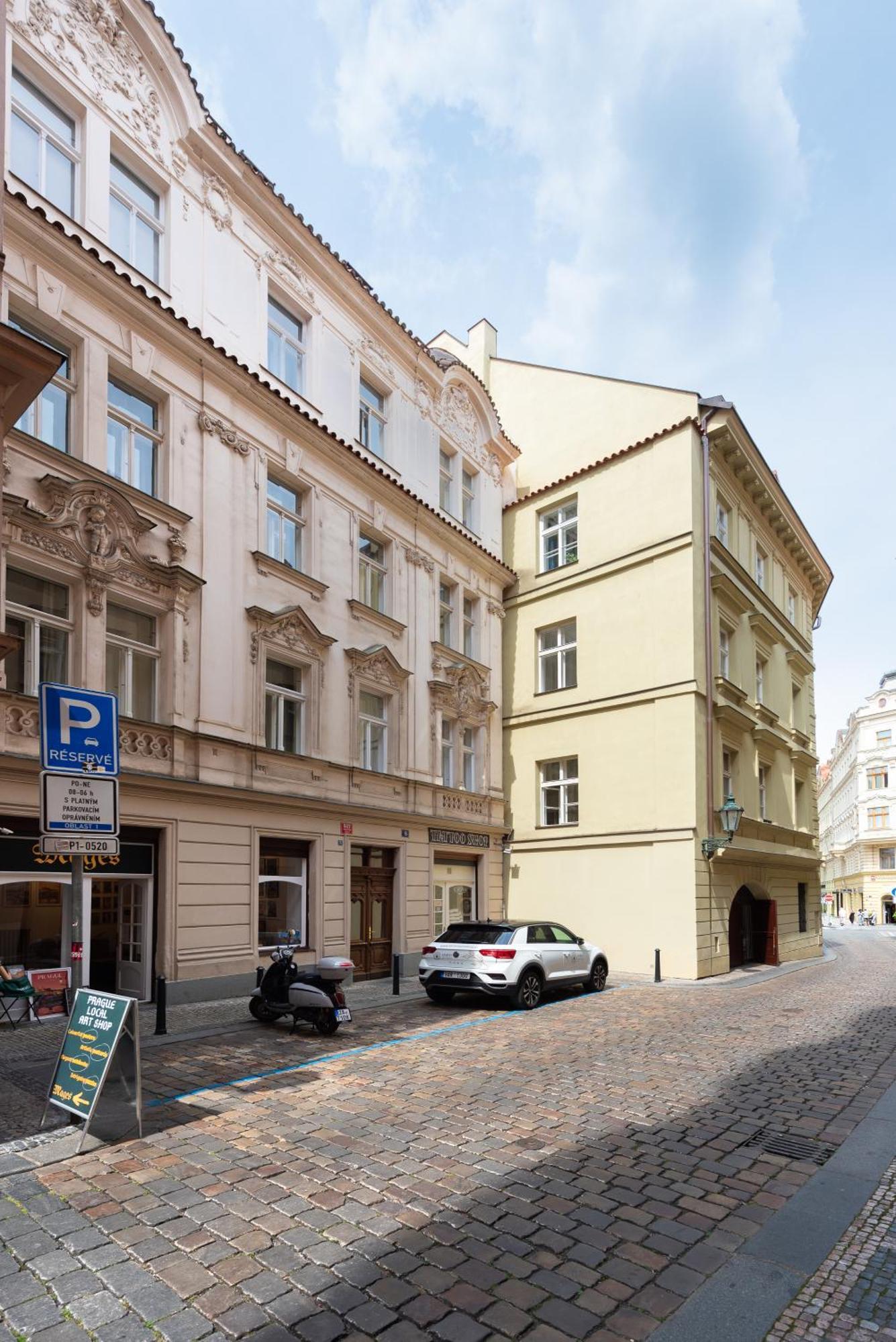 Daire Delux Romantic Prag